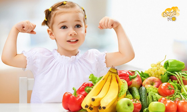 Bổ sung các thực phẩm giàu canxi, vitamin để tăng chiều cao cho bé